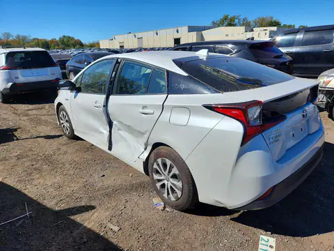 JTDL9MFU3M3025211 — 2021 Toyota Prius, фото 2 з Аукцион 23.10.2026, Бокова частина