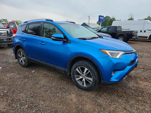 JTMRFREV2JJ239625 — 2018 Toyota RAV4, zdjęcie 4 z Аукцион 26.10.2026, Tył