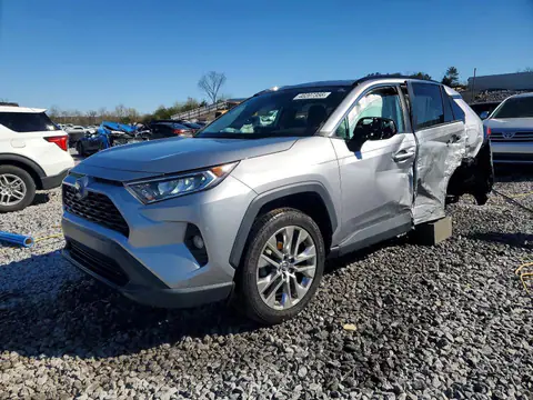2T3C1RFV8KC011880 — 2019 Toyota RAV4, Мелкие вмятины y царапины (Minor Dent/Scratches), fotos antes de reparar