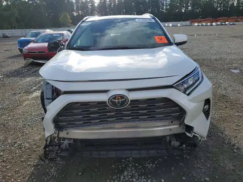 JTMN1RFV5MJ040181 — 2021 Toyota RAV4, zdjęcie 5 z Аукцион 23.10.2026, Przód
