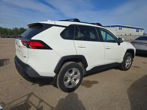 2T3W1RFV1MW181285 — 2021 Toyota RAV4, photo 3 from Аукцион 22.10.2026, Mechanical damage