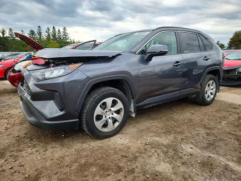 2T3B1RFV8MC185754 — 2021 Toyota RAV4, Przód (Front End), zdjęć przed naprawą