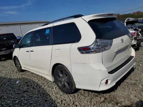 5TDXZ3DC7HS802242 — 2017 Toyota Sienna, фото 2 с аукциона Аукцион 26.10.2026, Мелкие вмятины и царапины