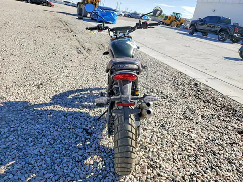 SMTT147Y1RNA07282 — 2024 Triumph Motorcycle Scrambler, foto 4 de Аукцион 22.10.2026, Daños mecánicos